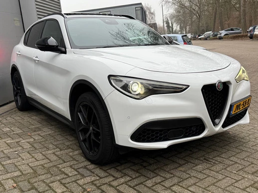 Alfa Romeo Stelvio - Afbeelding 8 van 30