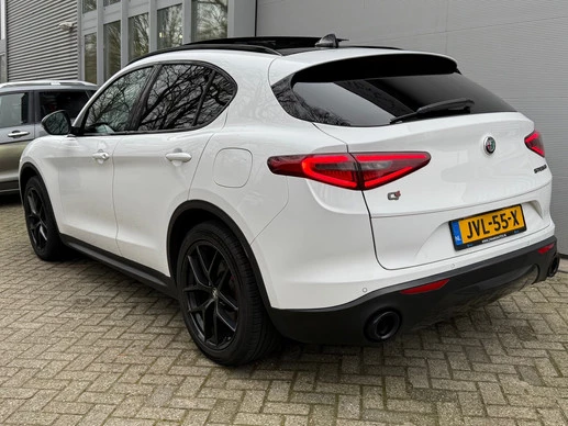 Alfa Romeo Stelvio - Afbeelding 10 van 30