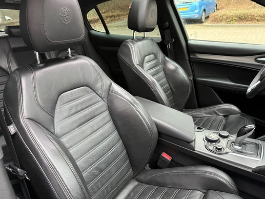 Alfa Romeo Stelvio - Afbeelding 11 van 30
