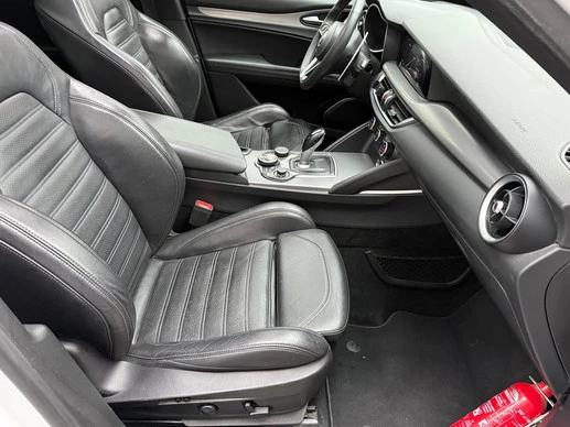 Alfa Romeo Stelvio - Afbeelding 16 van 30