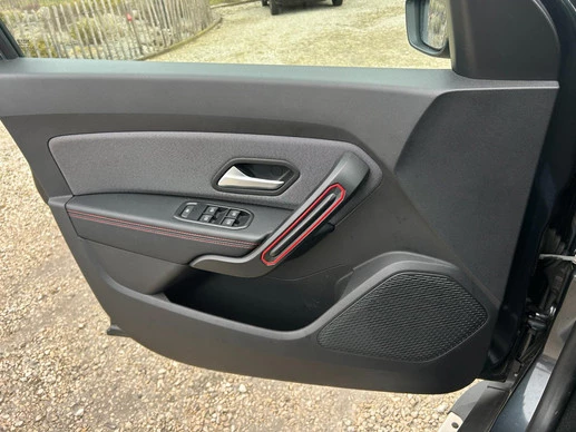 Dacia Duster - Afbeelding 8 van 15