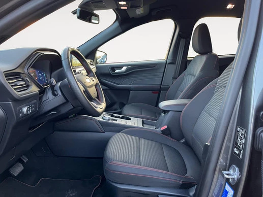 Ford Kuga - Afbeelding 8 van 30