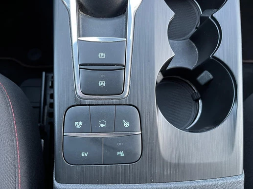 Ford Kuga - Afbeelding 26 van 30