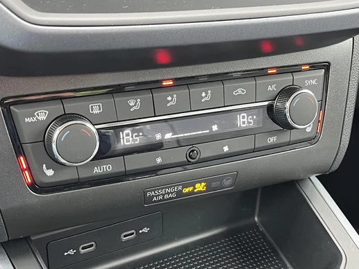 SEAT Arona - Afbeelding 13 van 16