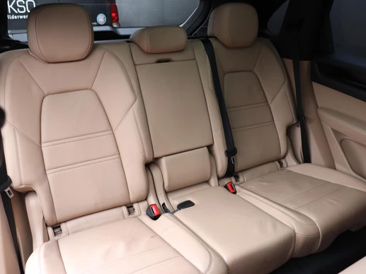 Porsche Cayenne - Afbeelding 18 van 30