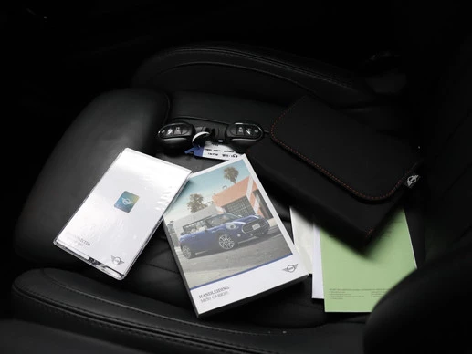 MINI Cooper Cabrio - Afbeelding 25 van 27