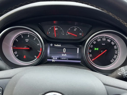 Opel Astra - Afbeelding 18 van 30