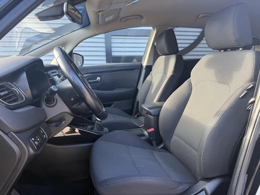 Kia Carens - Afbeelding 8 van 30