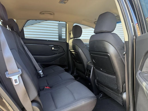 Kia Carens - Afbeelding 10 van 30