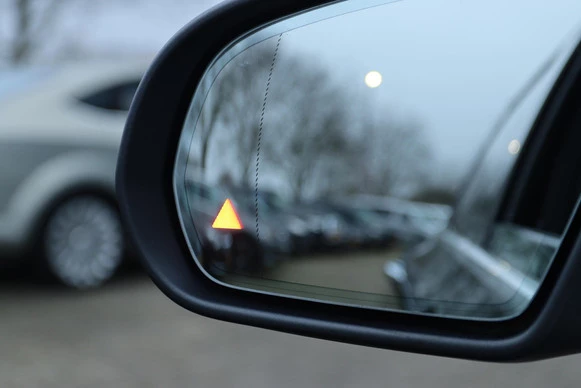 Mercedes-Benz EQC - Afbeelding 20 van 30