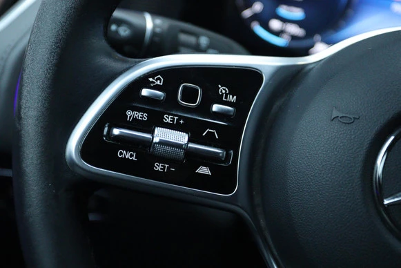 Mercedes-Benz EQC - Afbeelding 22 van 30