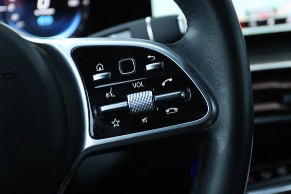 Mercedes-Benz EQC - Afbeelding 23 van 30