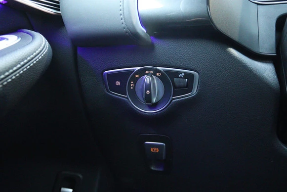 Mercedes-Benz EQC - Afbeelding 27 van 30