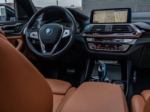 BMW iX3 - Afbeelding 11 van 30