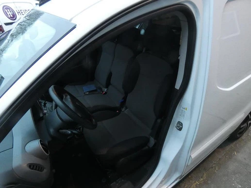 Peugeot Partner - Afbeelding 7 van 13