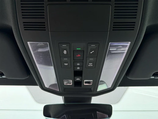 Volkswagen Touareg - Afbeelding 21 van 30