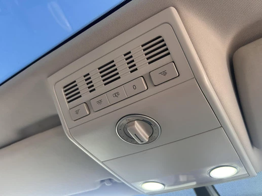 Volkswagen Caravelle - Afbeelding 28 van 30