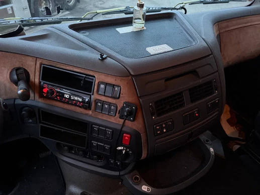 DAF XF 460 - Afbeelding 15 van 17