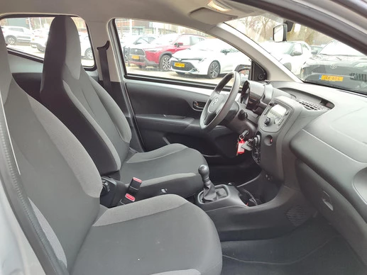 Toyota Aygo - Afbeelding 8 van 21