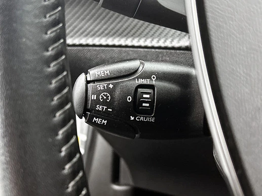 Peugeot 2008 - Afbeelding 8 van 30