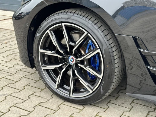 BMW i4 - Afbeelding 24 van 30