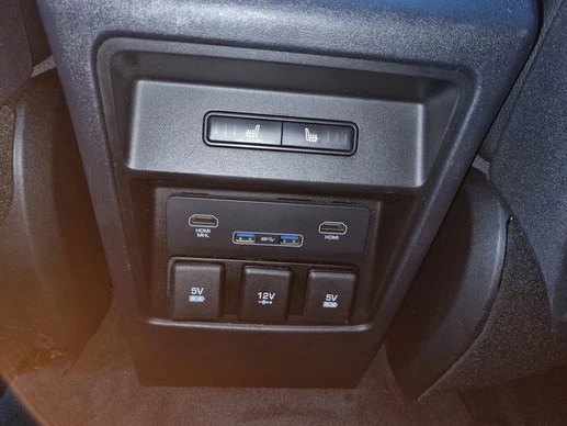 Land Rover Discovery Sport - Afbeelding 26 van 30