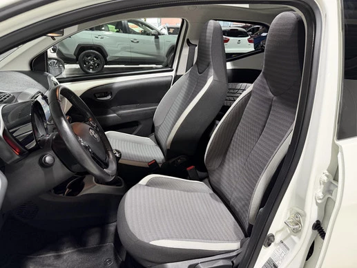 Toyota Aygo - Afbeelding 20 van 27