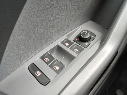 Volkswagen T-Cross - Afbeelding 22 van 30