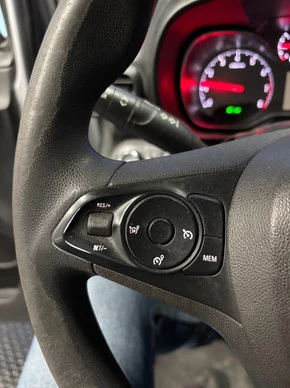 Opel Combo - Afbeelding 23 van 25