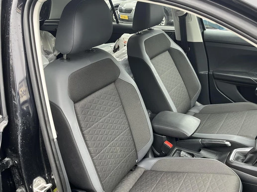 Volkswagen T-Cross - Afbeelding 13 van 25