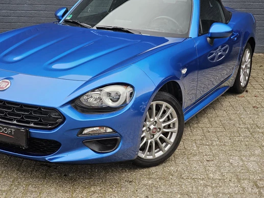 Fiat 124 Spider - Afbeelding 2 van 17