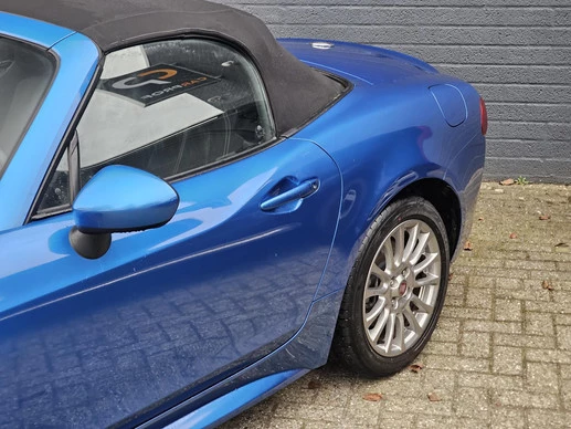 Fiat 124 Spider - Afbeelding 5 van 17