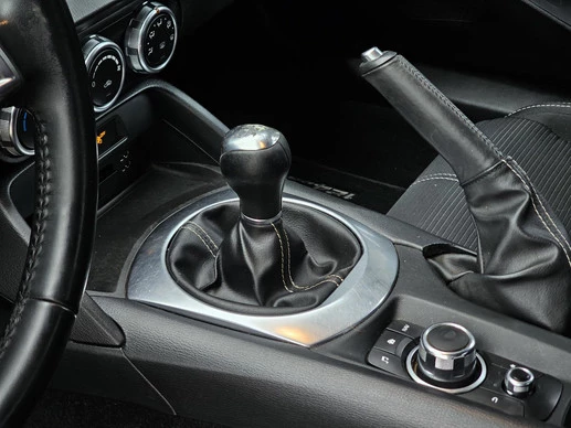 Fiat 124 Spider - Afbeelding 13 van 17