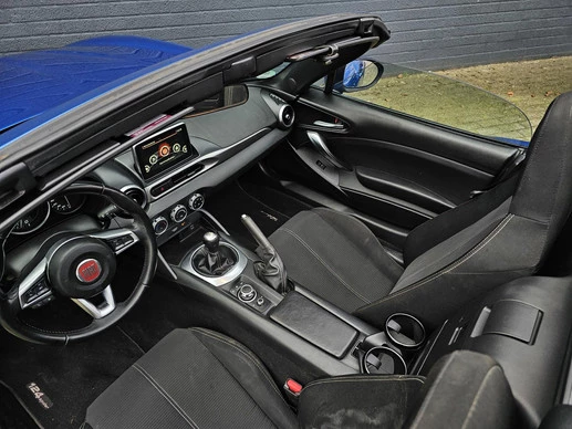 Fiat 124 Spider - Afbeelding 14 van 17