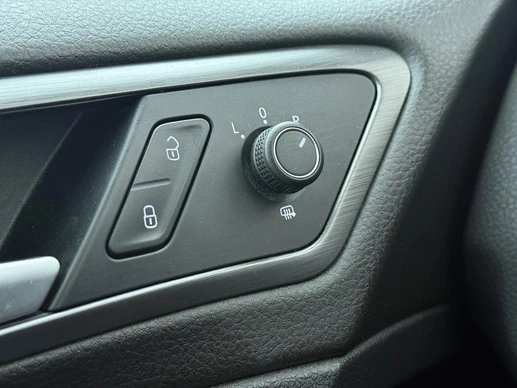 Volkswagen e-Golf - Afbeelding 30 van 30