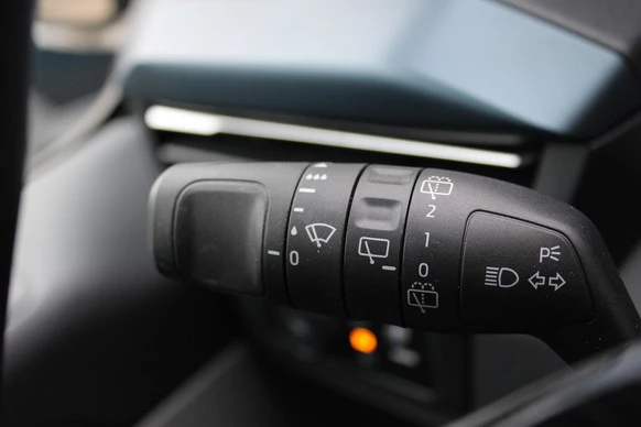 Ford Tourneo Custom - Afbeelding 18 van 30