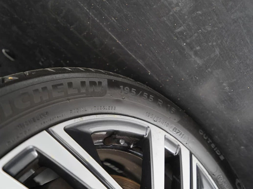 Peugeot 208 - Afbeelding 27 van 30