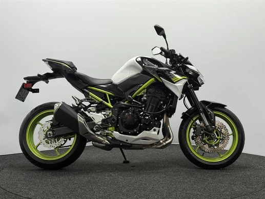 Kawasaki Z900 - Afbeelding 1 van 16