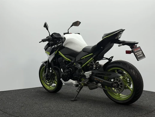 Kawasaki Z900 - Afbeelding 11 van 16