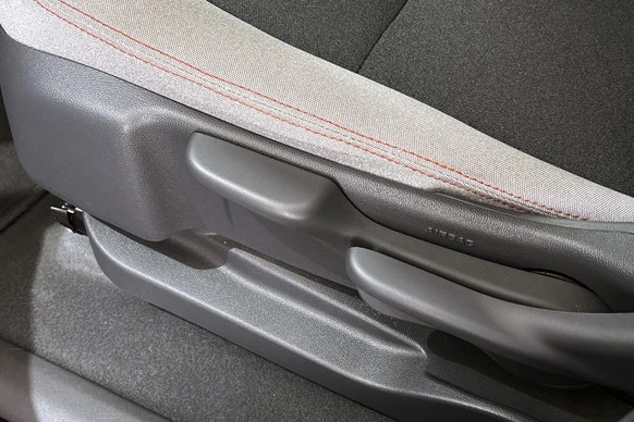 Opel Ampera-e - Afbeelding 17 van 30