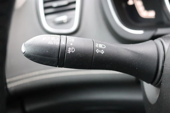 Renault Scénic - Afbeelding 18 van 30