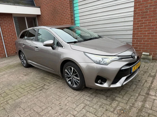 Toyota Avensis - Afbeelding 2 van 30