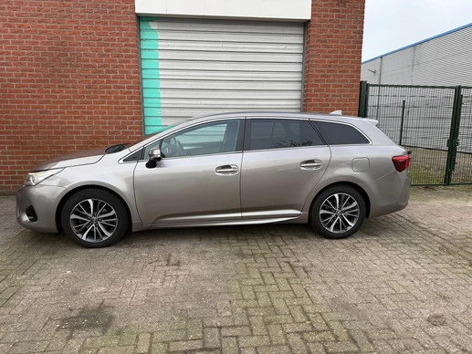 Toyota Avensis - Afbeelding 9 van 30