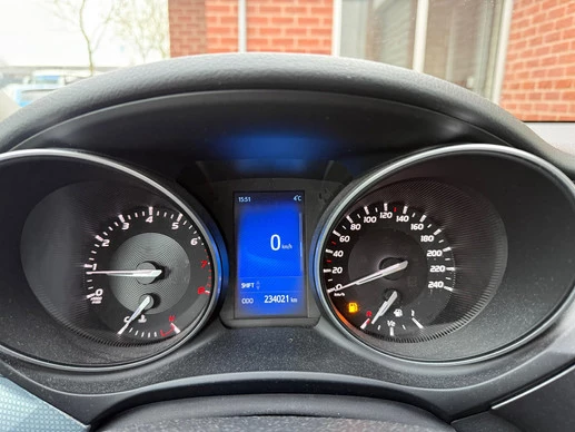 Toyota Avensis - Afbeelding 28 van 30