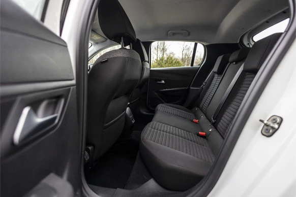 Peugeot e-208 - Afbeelding 14 van 30