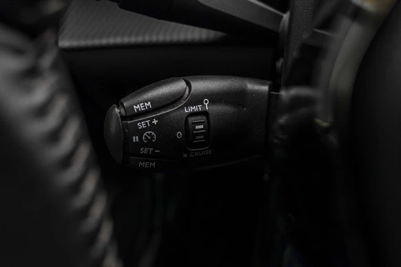 Peugeot e-208 - Afbeelding 28 van 30