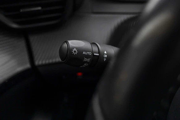 Peugeot e-208 - Afbeelding 29 van 30