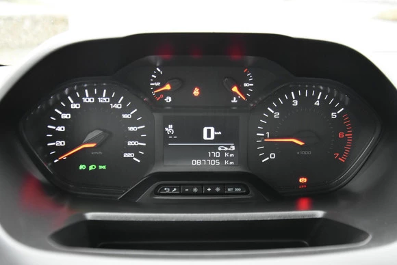 Peugeot Partner - Afbeelding 18 van 22