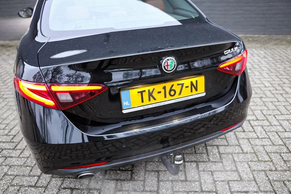 Alfa Romeo Giulia - Afbeelding 3 van 14