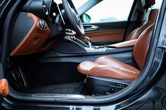 Alfa Romeo Giulia - Afbeelding 8 van 14